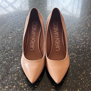 Calvin Klein Women's Tan Pumps